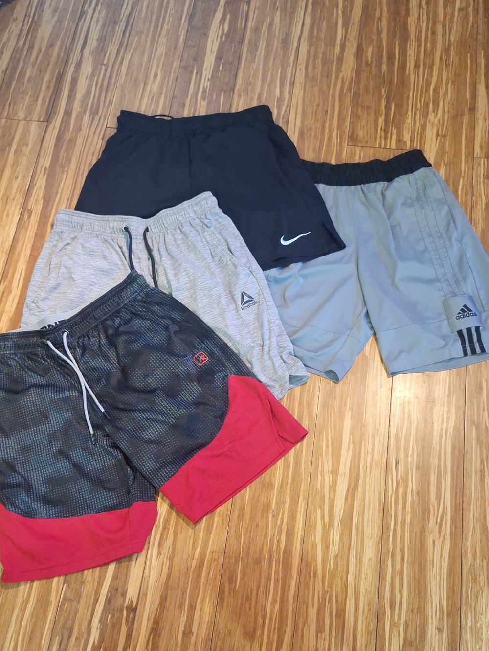 Mens Medium Shorts Lot 4 Pair